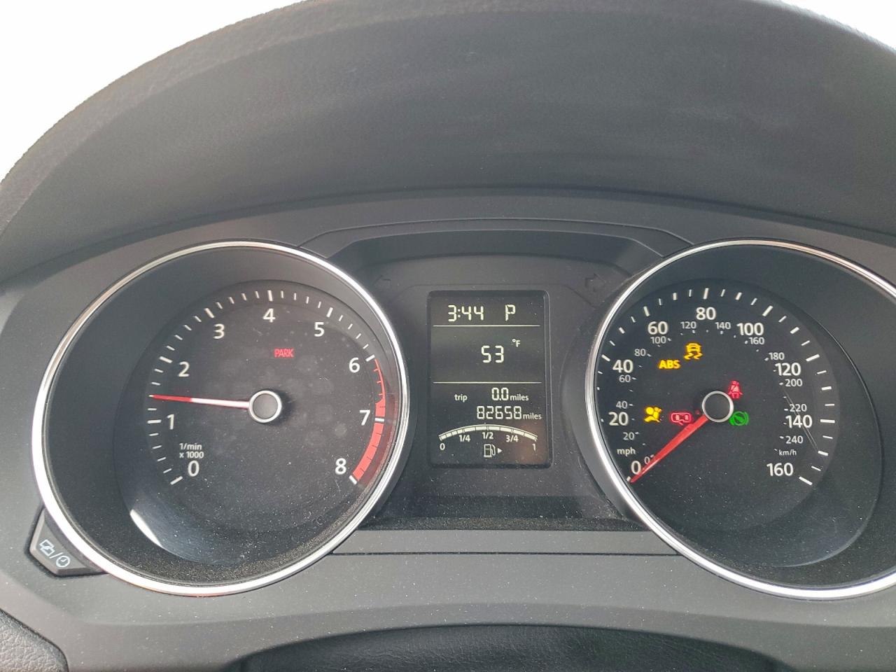 Volkswagen Jetta S Image 3