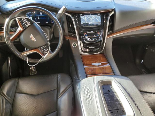 Cadillac Escalade Luxury Image 8