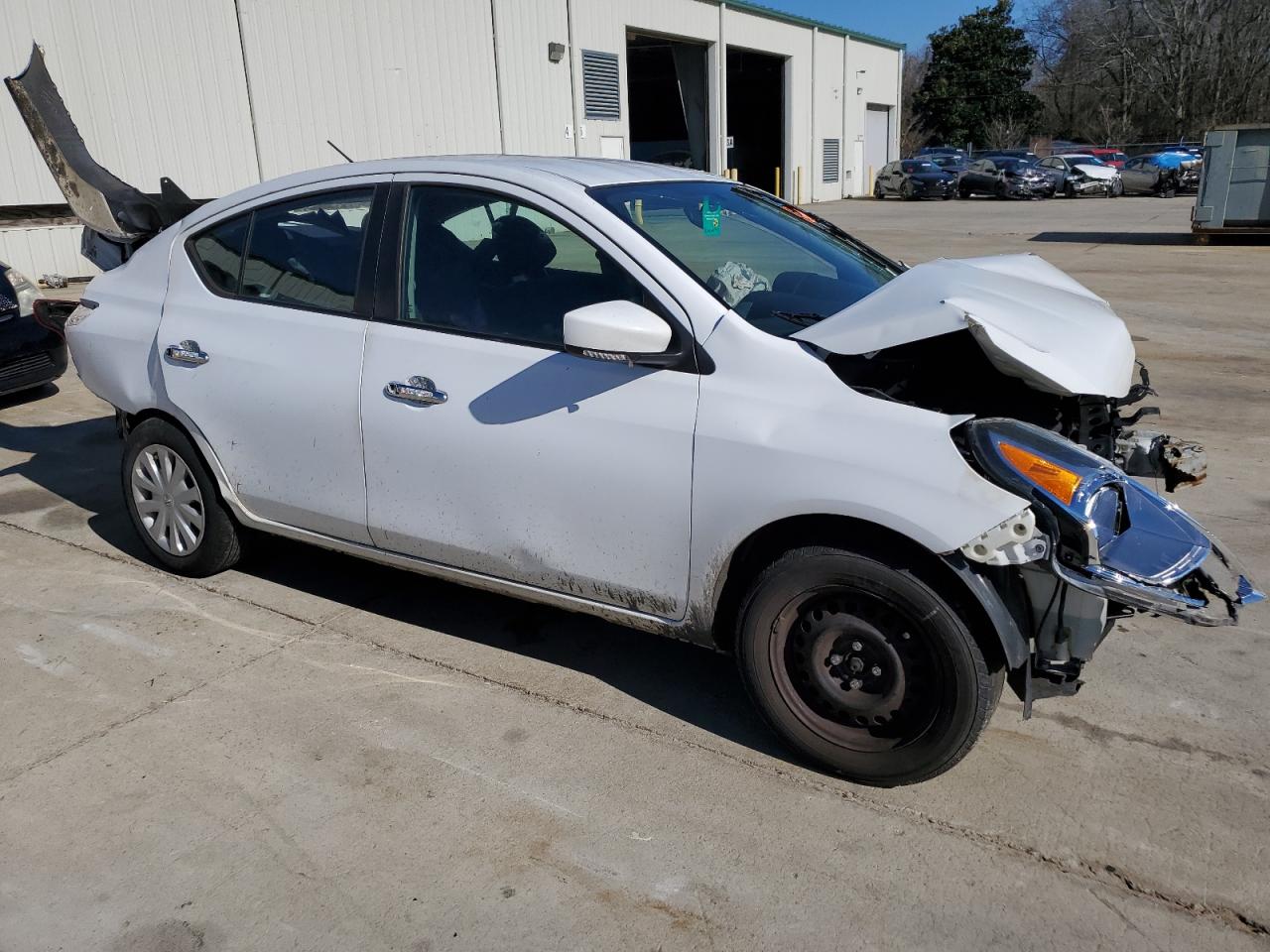 Nissan Versa S Image 8