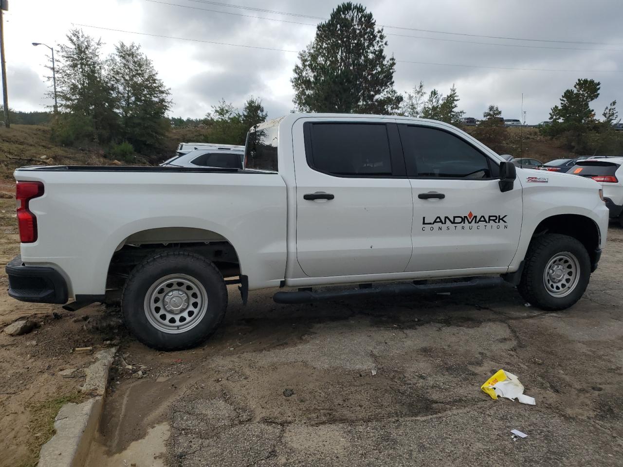 Chevrolet Silverado K1500 Image 4