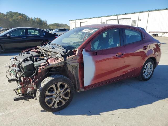  Salvage Toyota Yaris