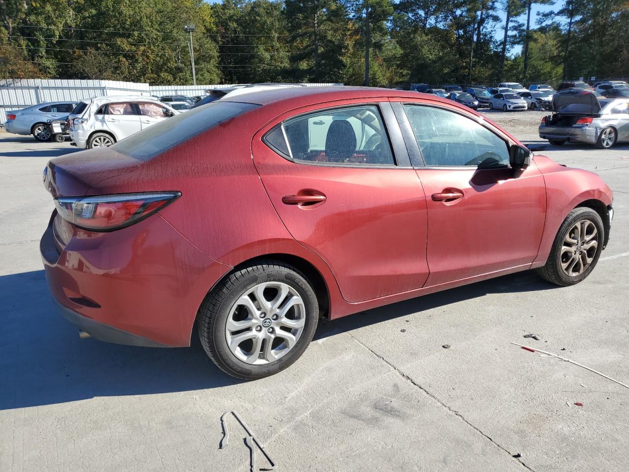 Toyota Yaris Image 3