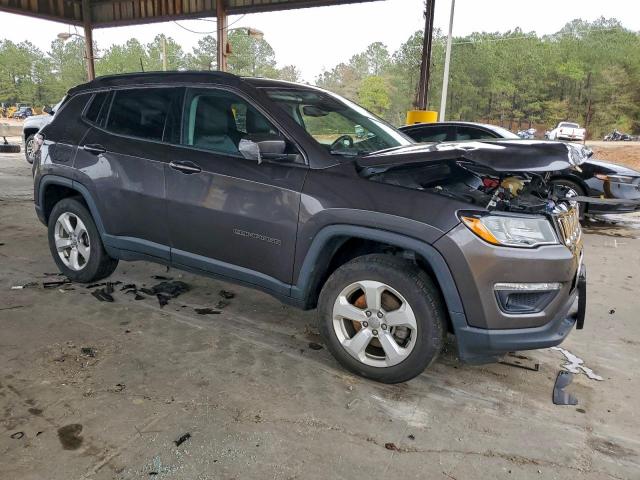 Jeep Compass Latitude Image 2