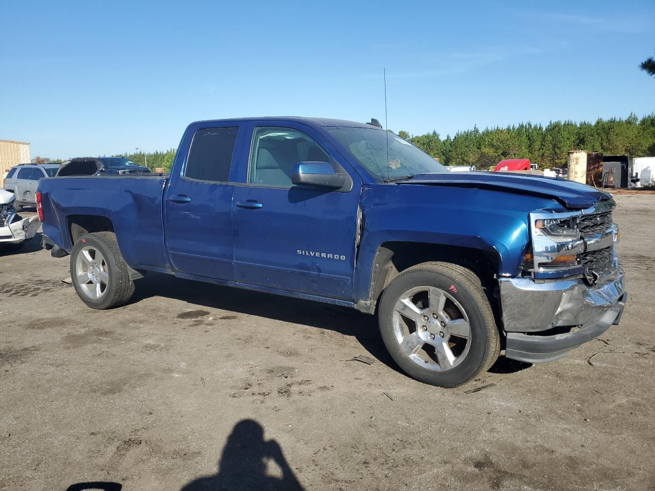 Chevrolet Silverado C1500 Lt Image 4