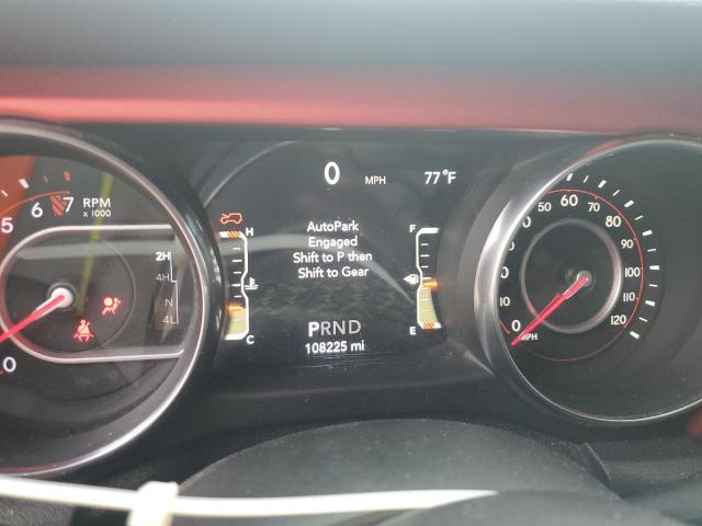 Jeep Wrangler Rubicon Image 12