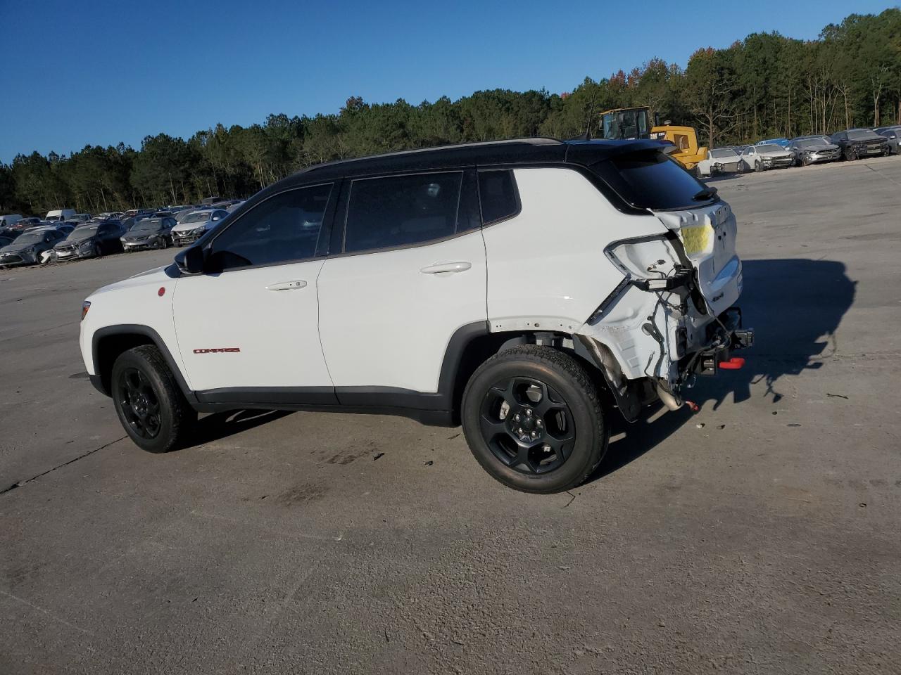 Jeep Compass Trailhawk Image 2