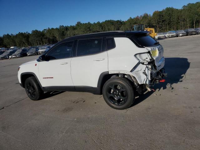 Jeep Compass Trailhawk Image 2