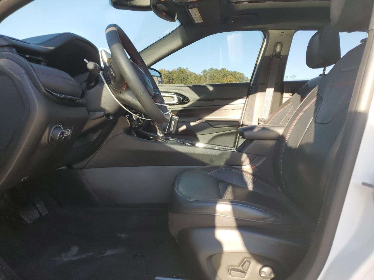 Jeep Compass Trailhawk Image 6