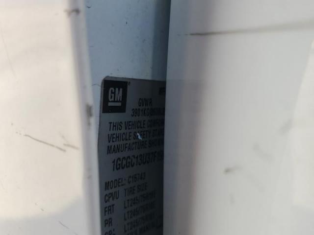 Chevrolet Silverado C1500 Classic Hd Image 13