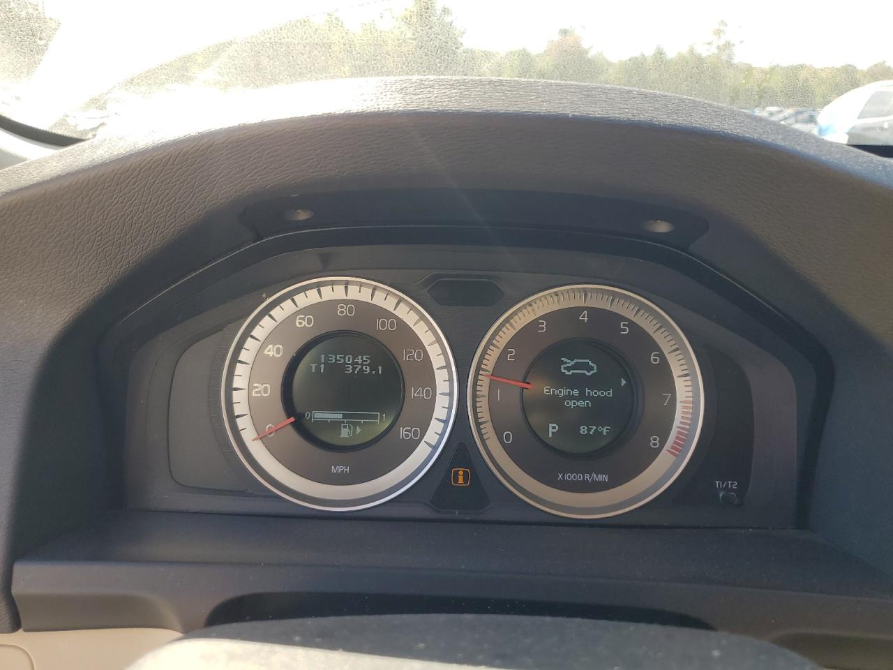 Volvo S60 T5 Image 9