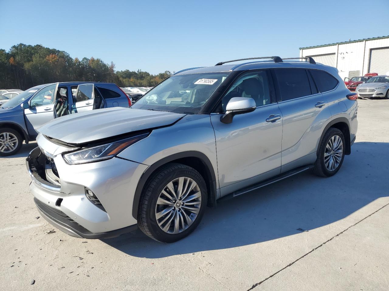 Toyota Highlander Platinum Image 1