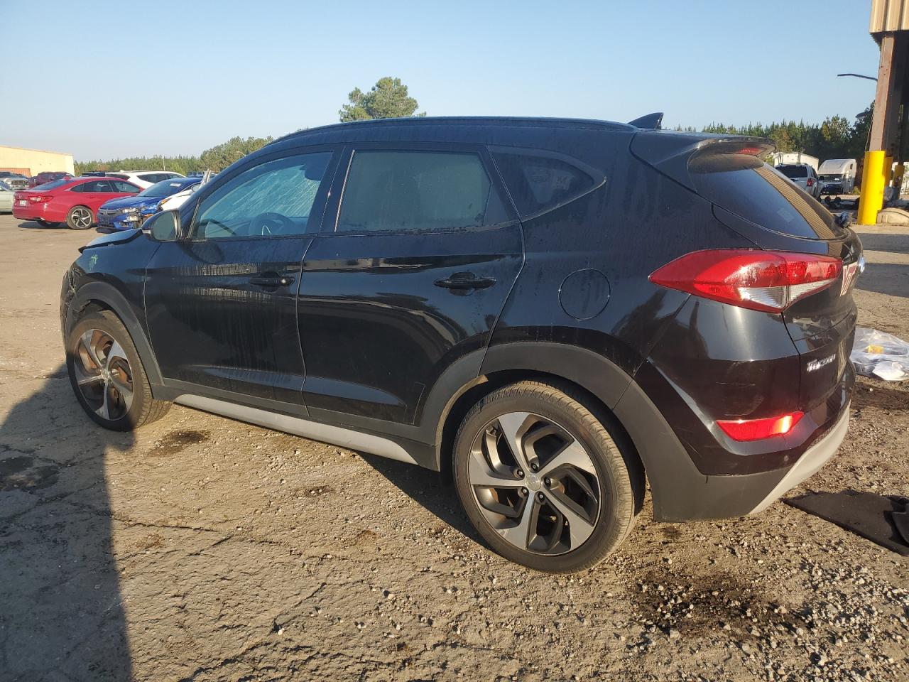 Hyundai TUCSON Value Image 2
