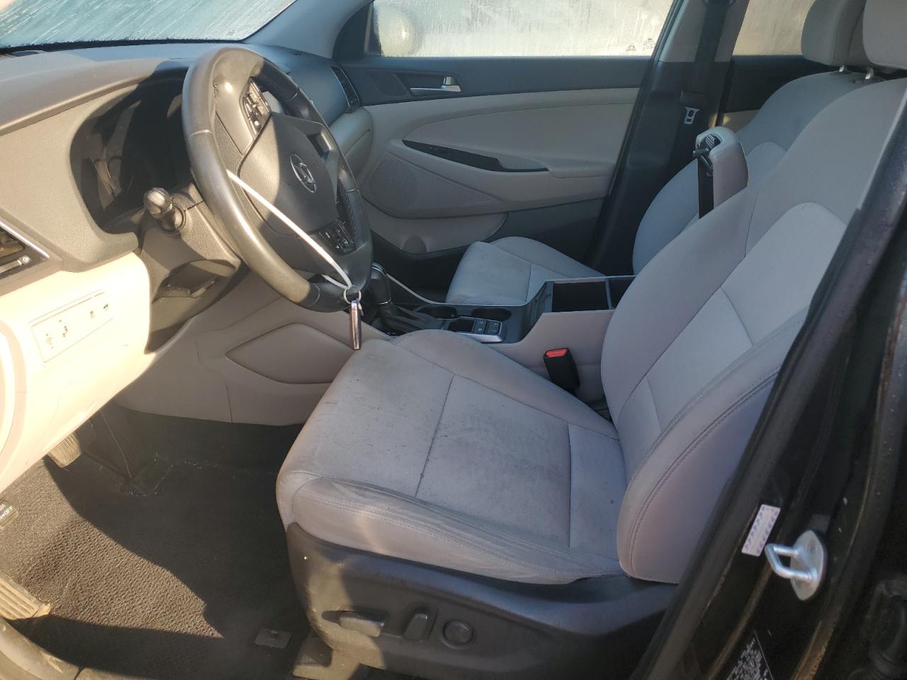 Hyundai TUCSON Value Image 11