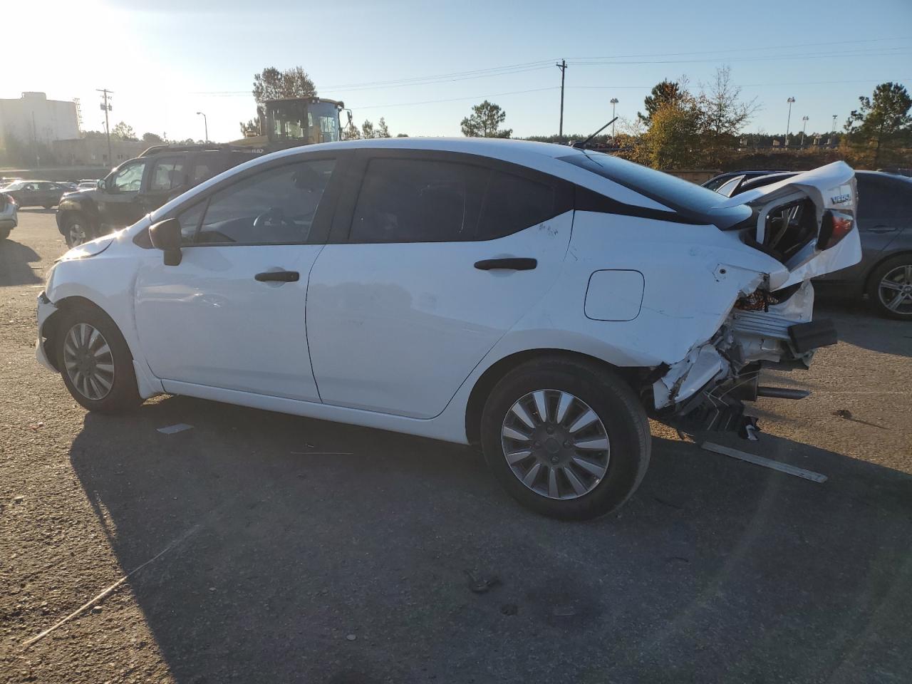 Nissan Versa S Image 3