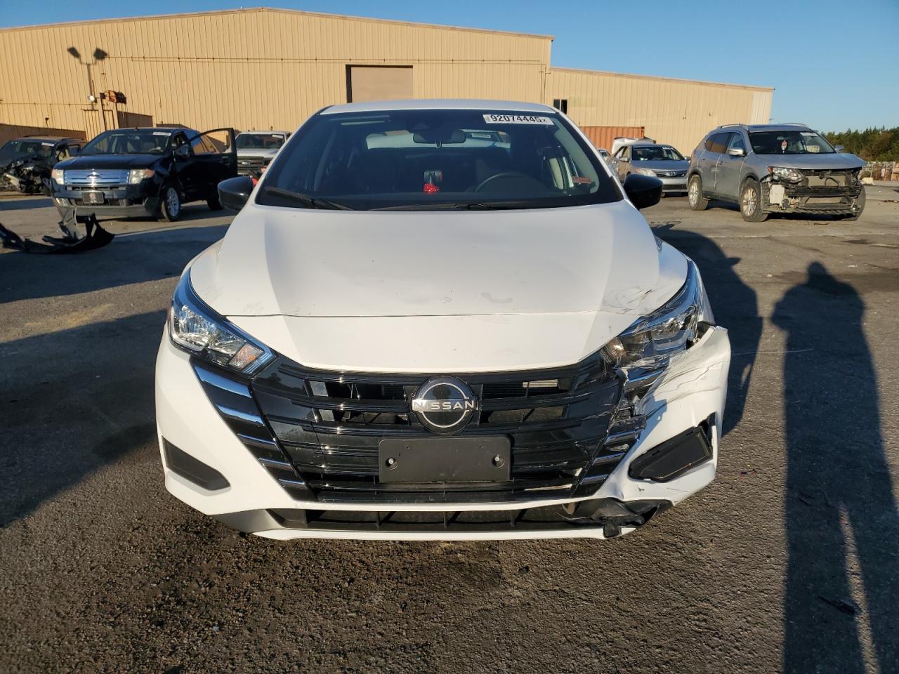 Nissan Versa S Image 9