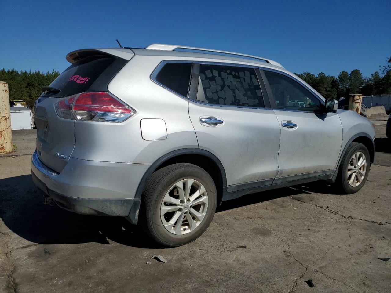 Nissan Rogue S Image 3