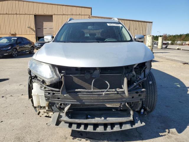 Nissan Rogue S Image 4