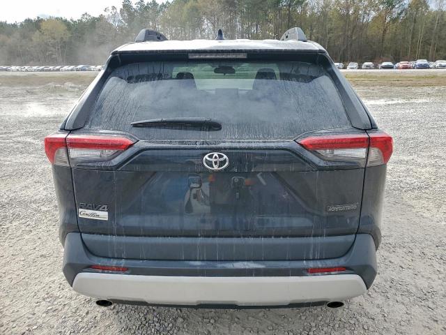 Toyota RAV4 Adventure Image 2