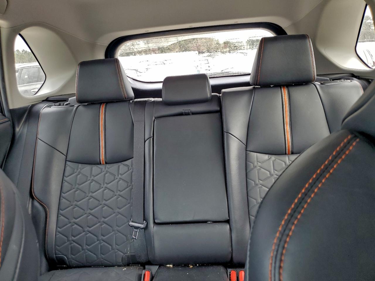 Toyota RAV4 Adventure Image 14