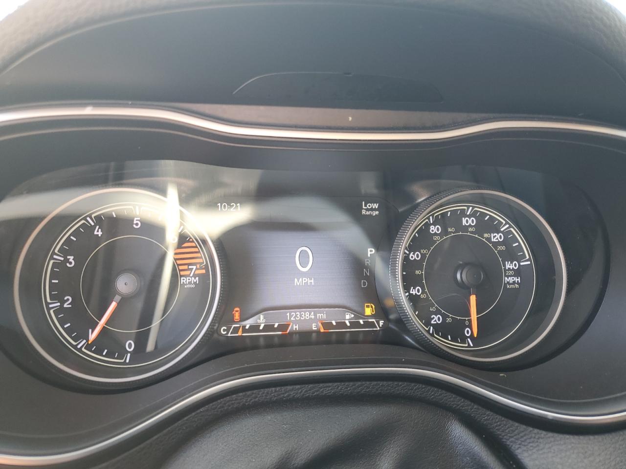 Jeep Grand Cherokee Limited Image 3