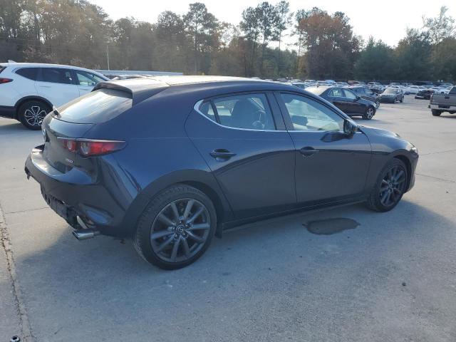 Mazda 3 Image 5