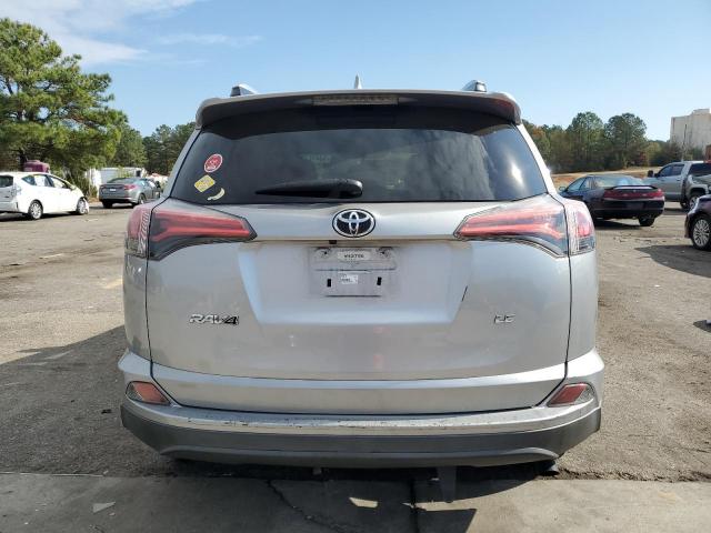 Toyota RAV4 Le Image 12