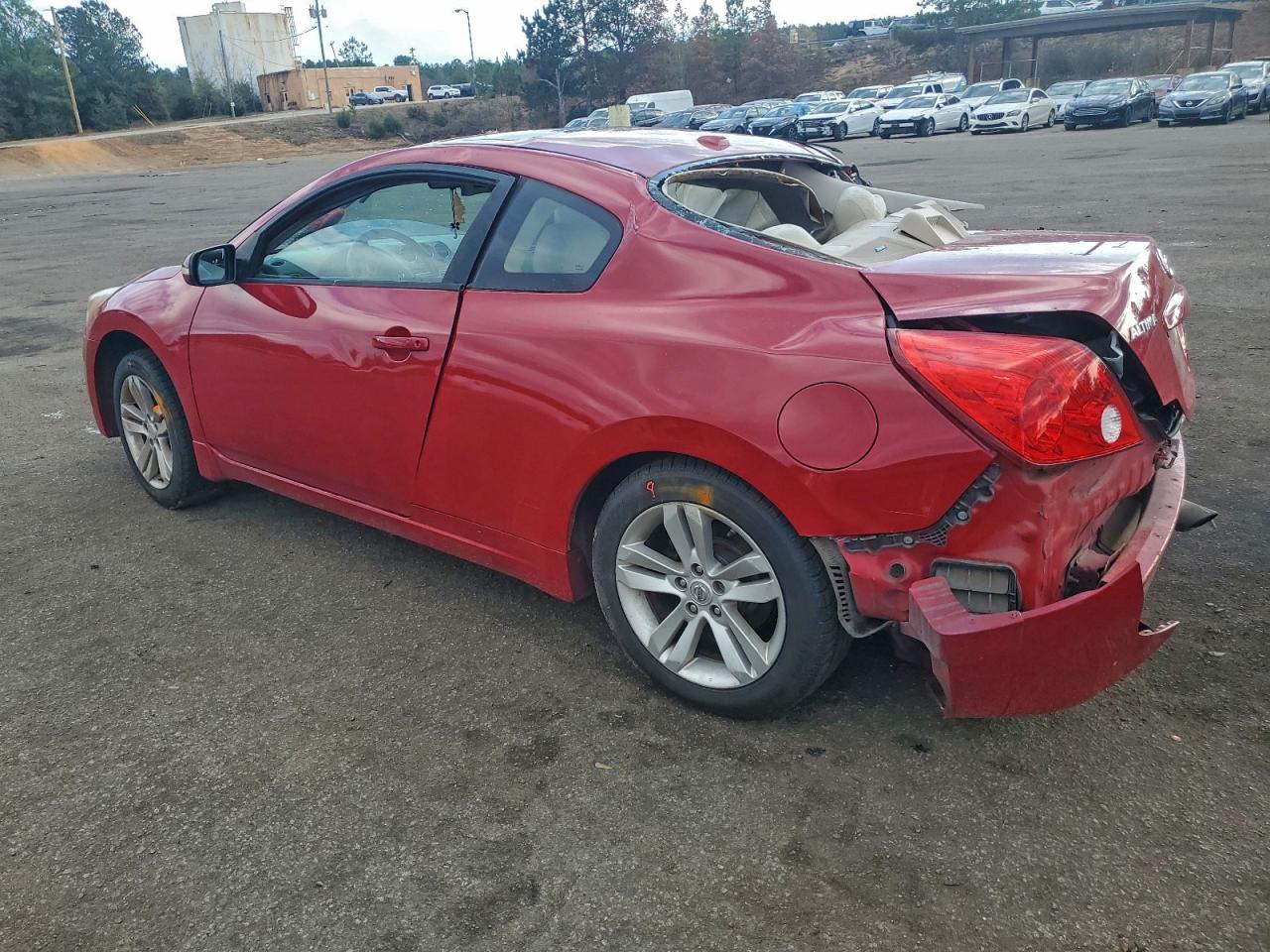 Nissan Altima S Image 2