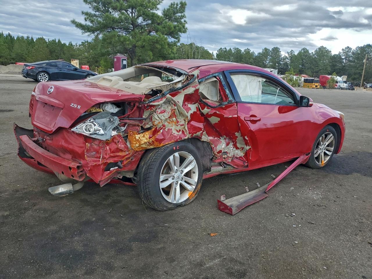 Nissan Altima S Image 4