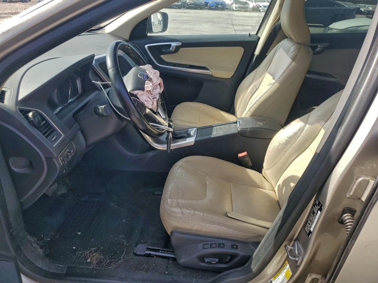 Volvo XC60 T5 Premier Image 4