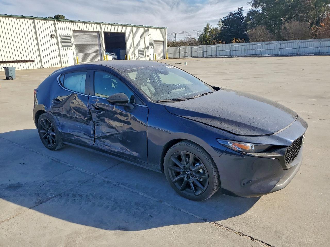 Mazda 3 Select S Select Sport Image 2