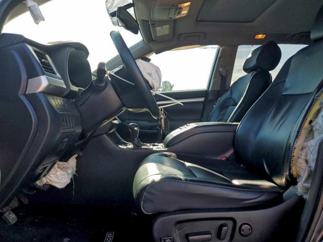 Toyota Highlander Xle Image 9