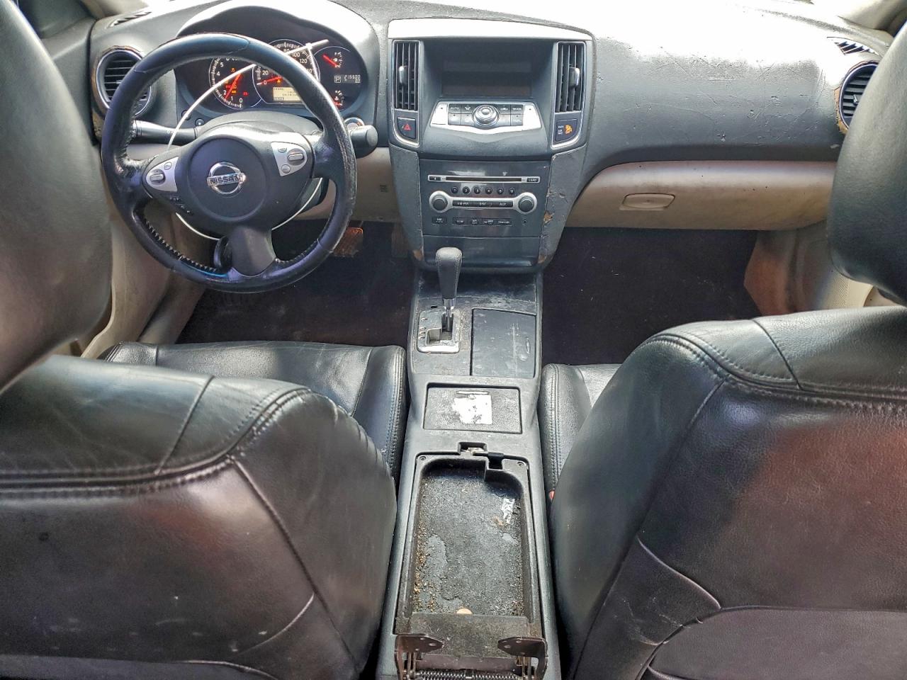 Nissan Maxima S Image 9