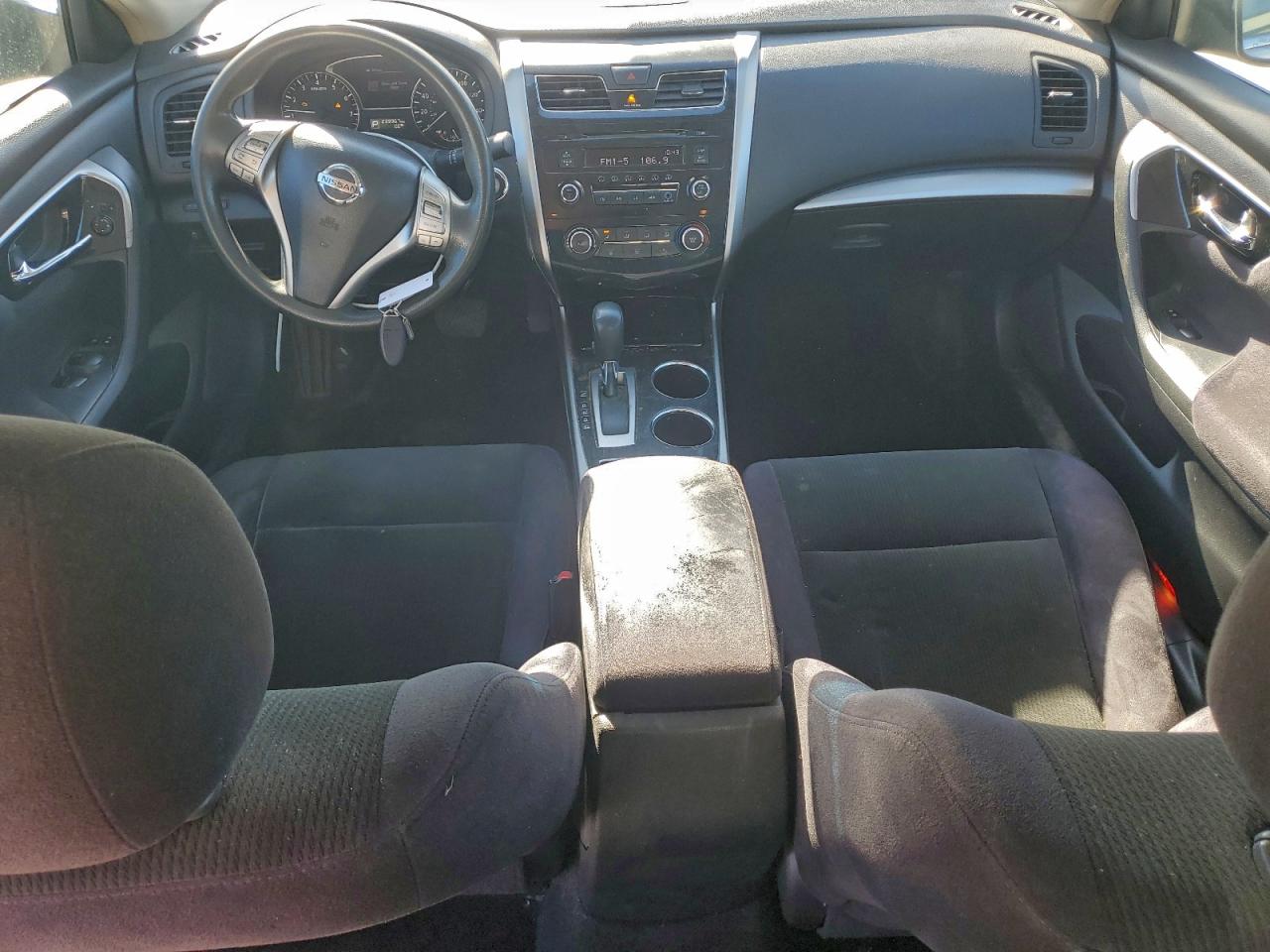 Nissan Altima 2.5 Image 3