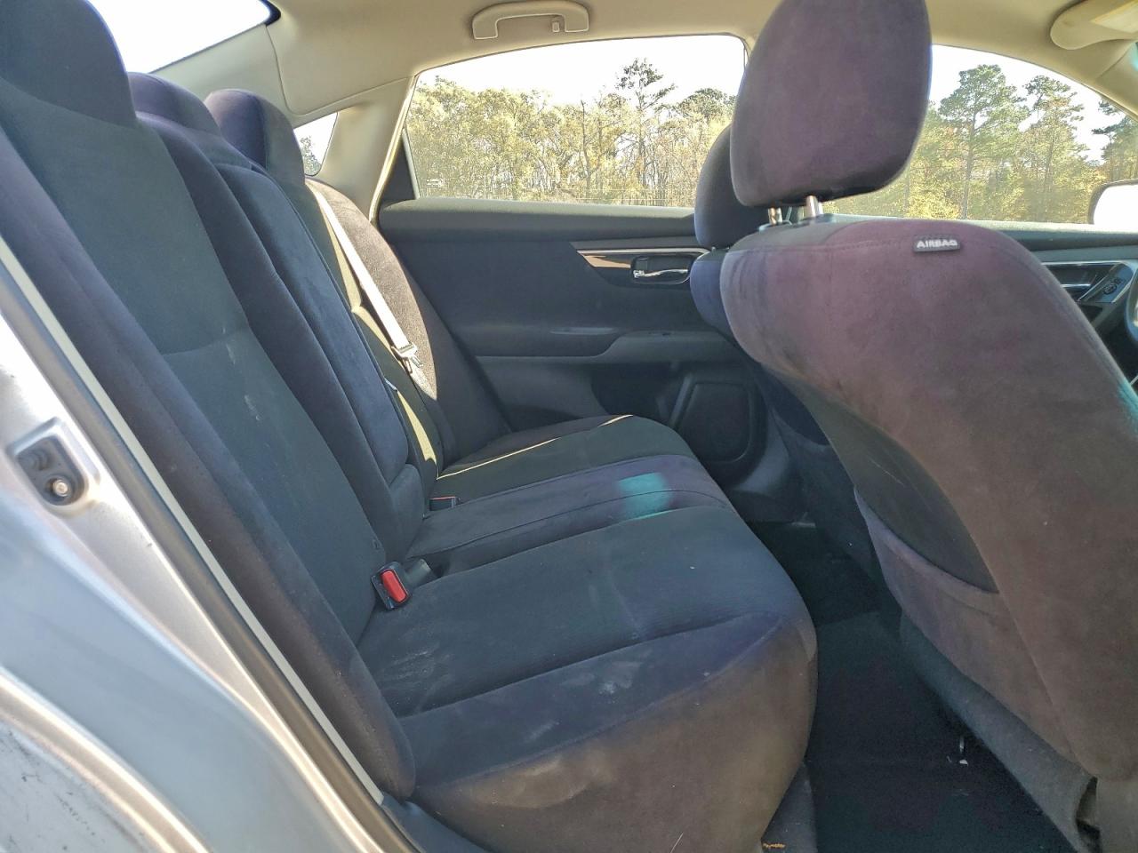 Nissan Altima 2.5 Image 9