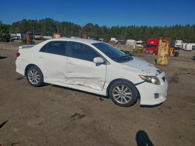 Toyota Corolla Base Image 2