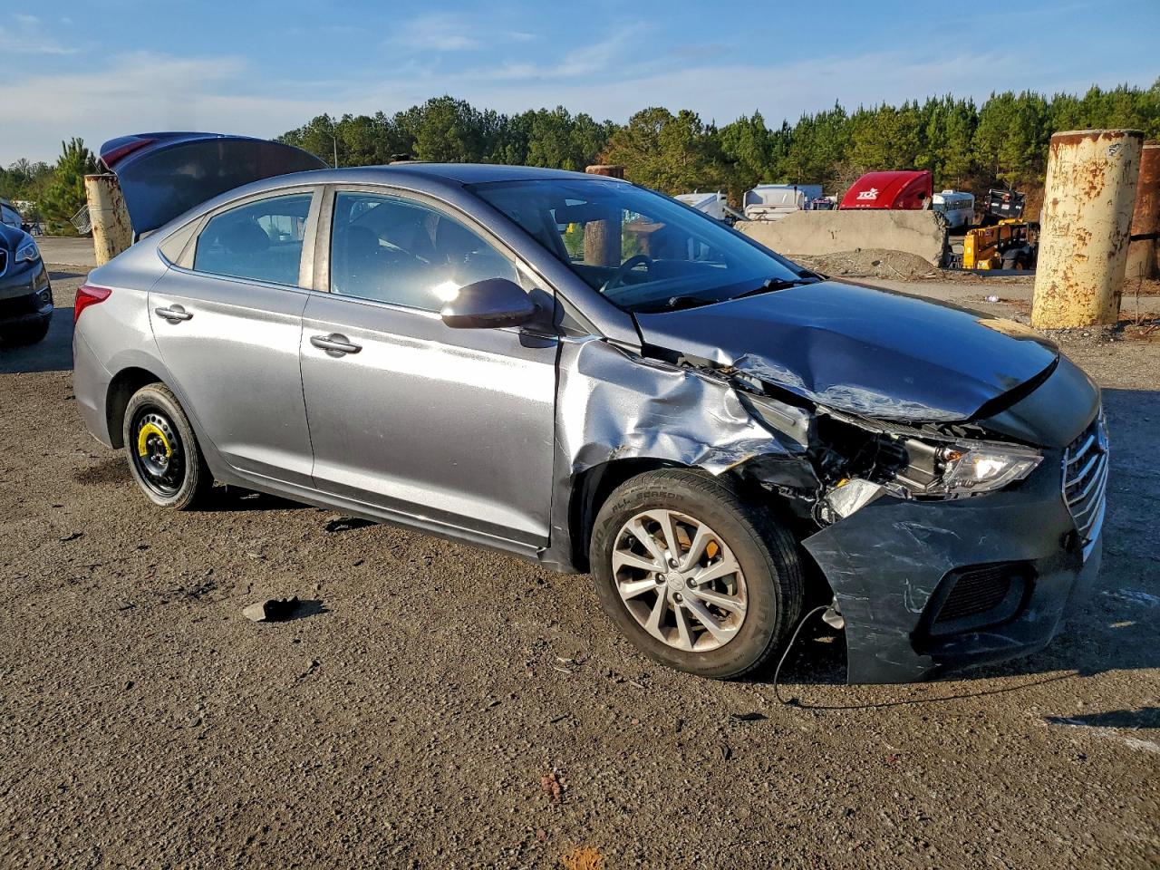 Hyundai ACCENT Se Image 4