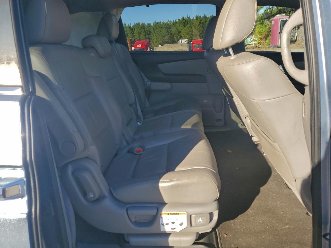 Honda Odyssey Exl Image 9