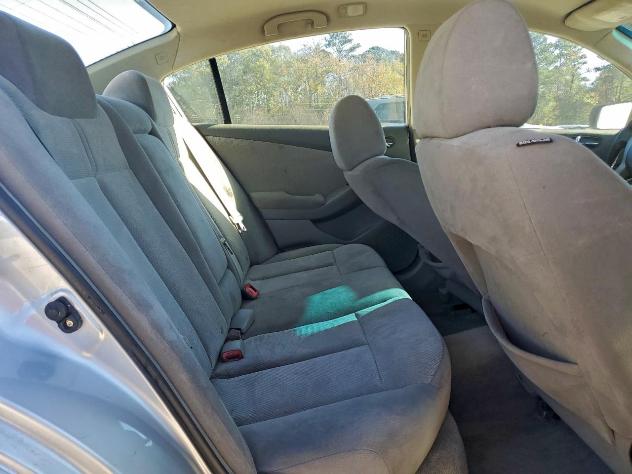 Nissan Altima 2.5 Image 7