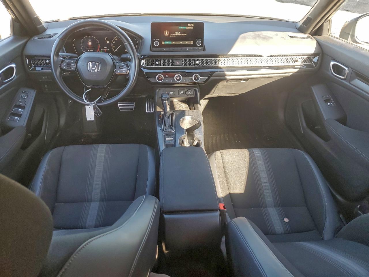 Honda Civic Sport Image 9