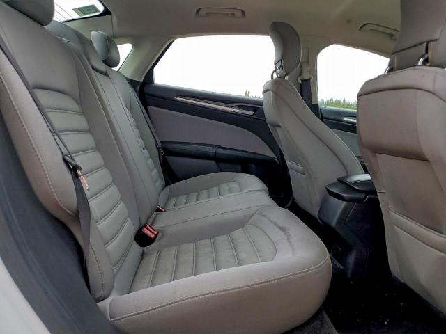 Ford Fusion S Hybrid Image 12