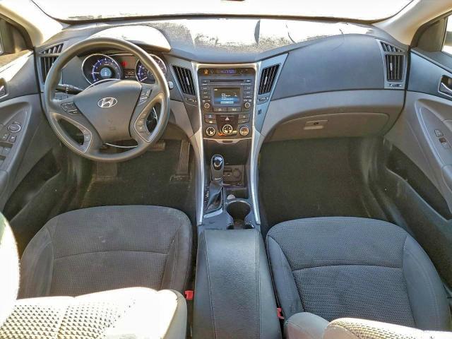 Hyundai SONATA Gls Image 8