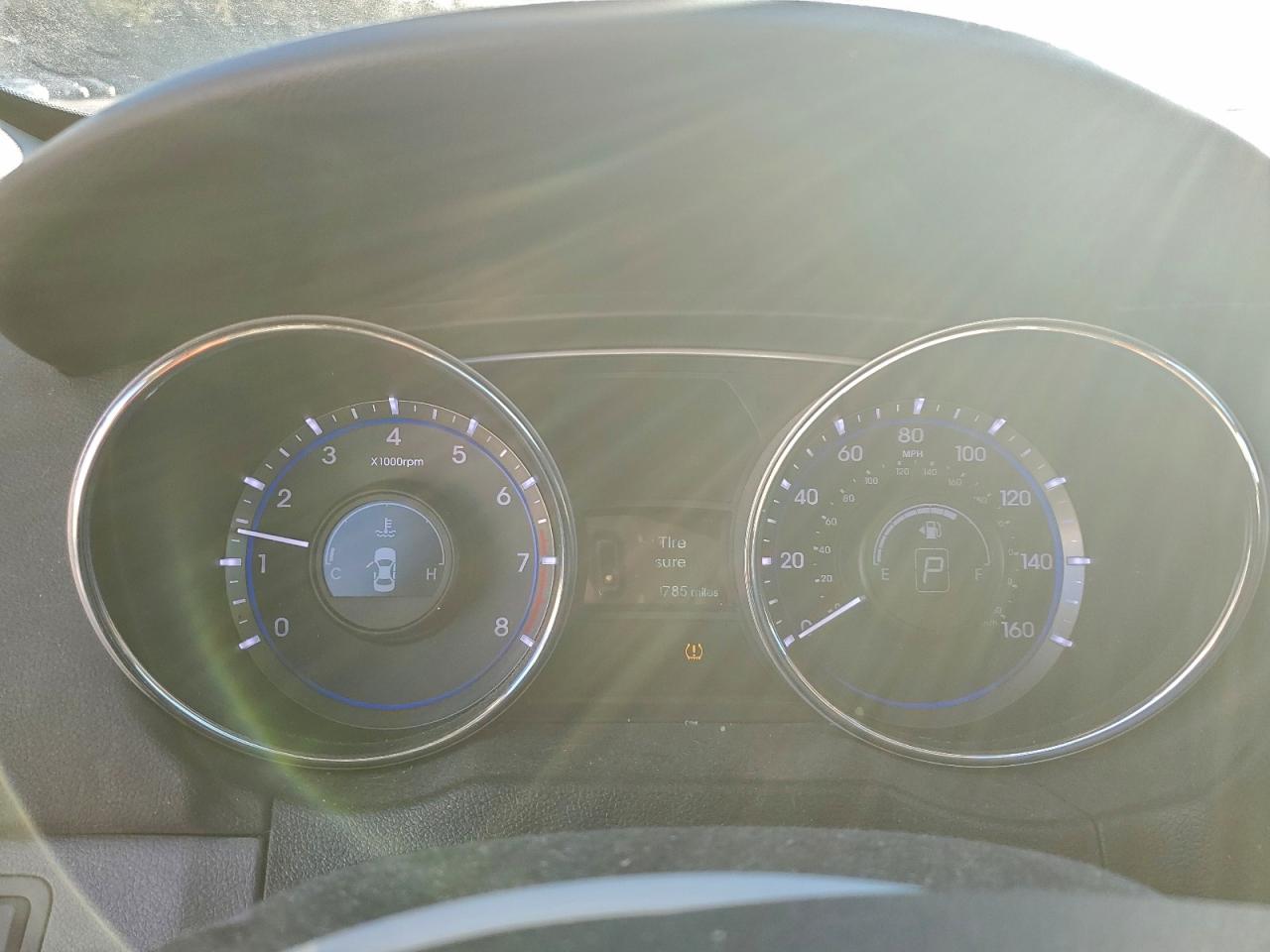 Hyundai SONATA Gls Image 2