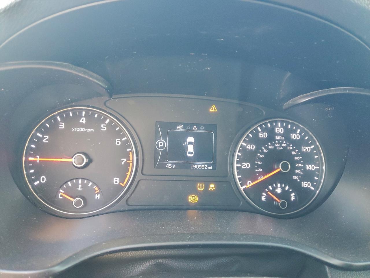 Kia Optima Lx Image 9