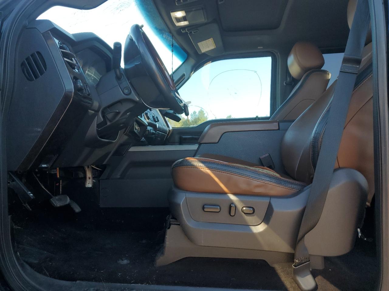 Ford F-250 Super Duty Image 5