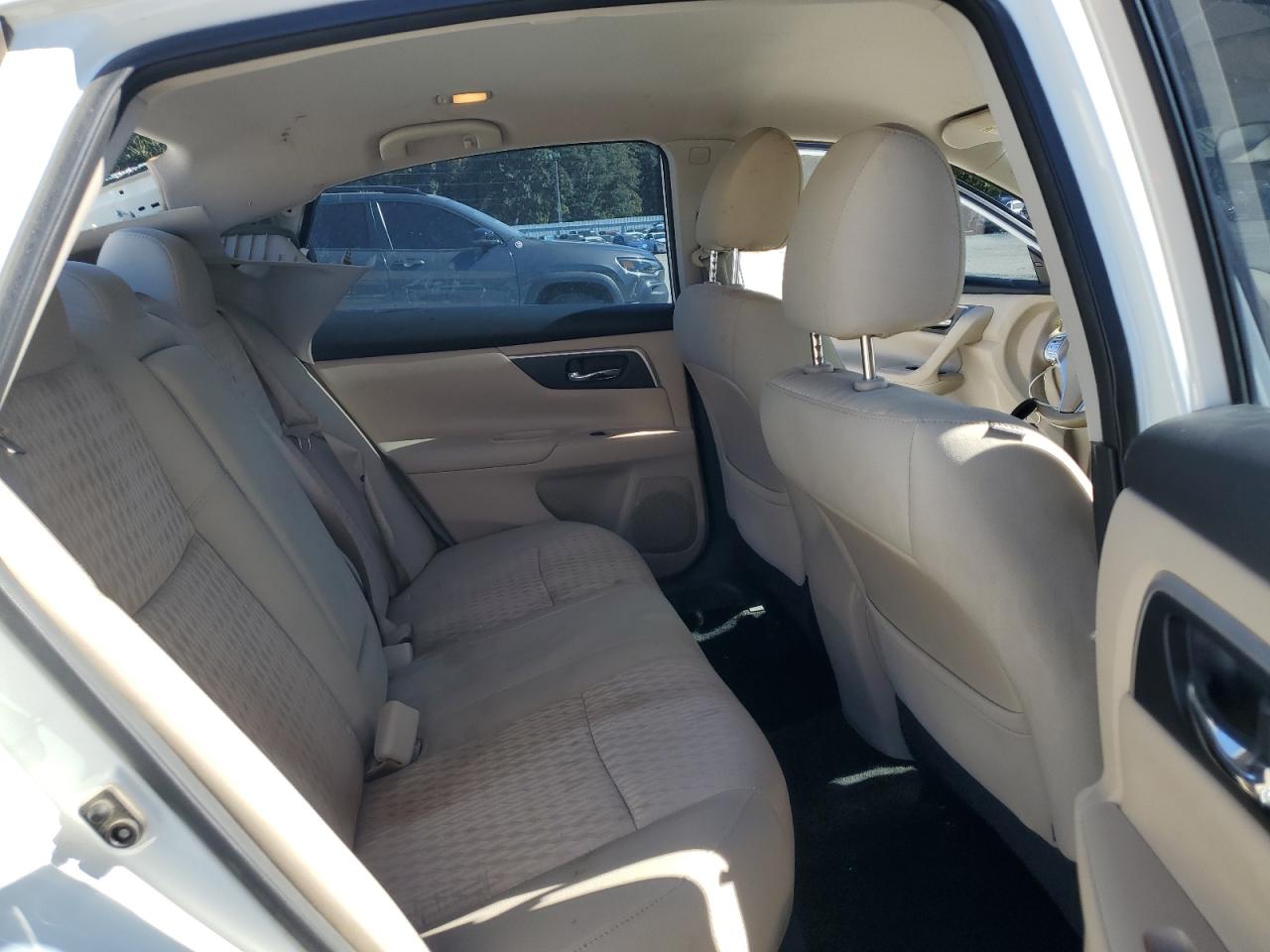 Nissan Altima 2.5 Image 9