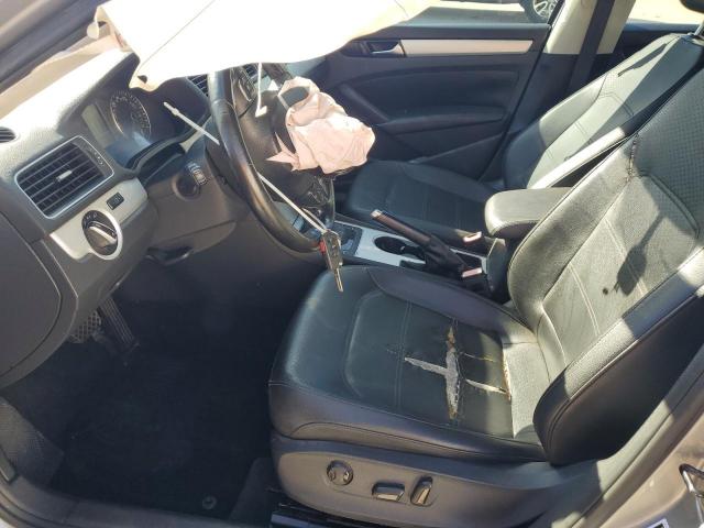 Volkswagen Passat Se Image 8