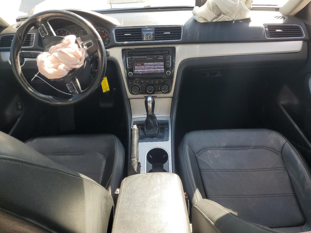 Volkswagen Passat Se Image 7