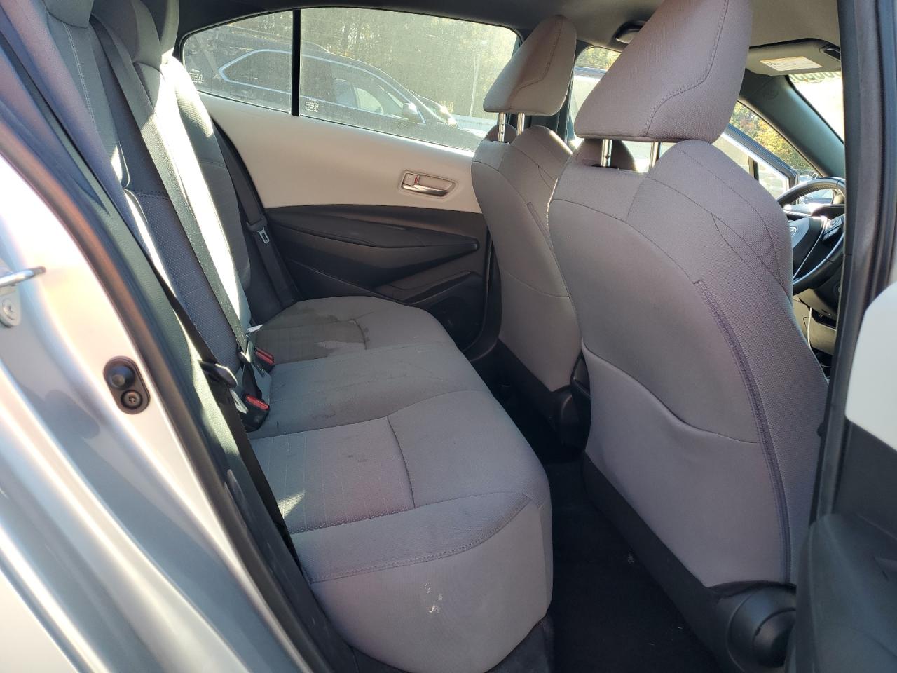 Toyota Corolla Se Image 13