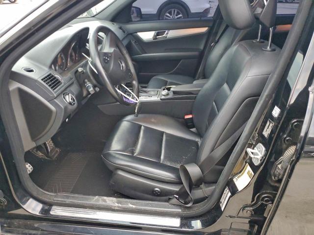 Mercedes-Benz C-Class 300 Image 2
