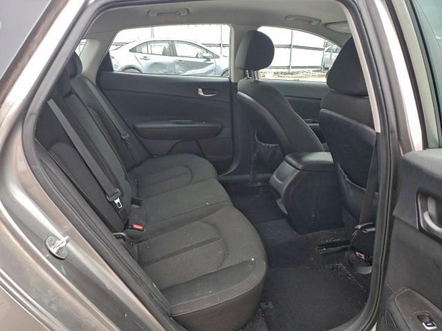 Kia Optima Lx Image 9